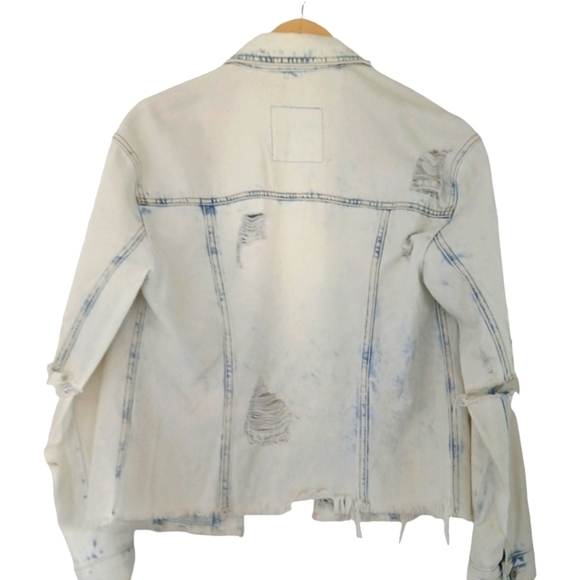 Hollister Jacket Top Destroyed Floral Embroidered Jean Pockets Shacket - Picture 3 of 12